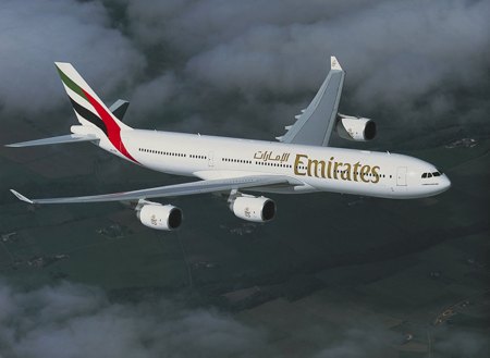 airplane emirates
