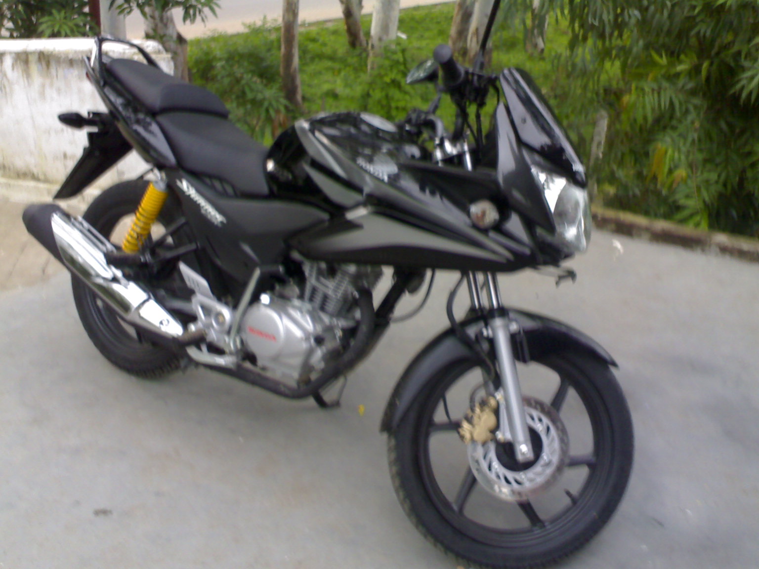 stunner cbf bike price