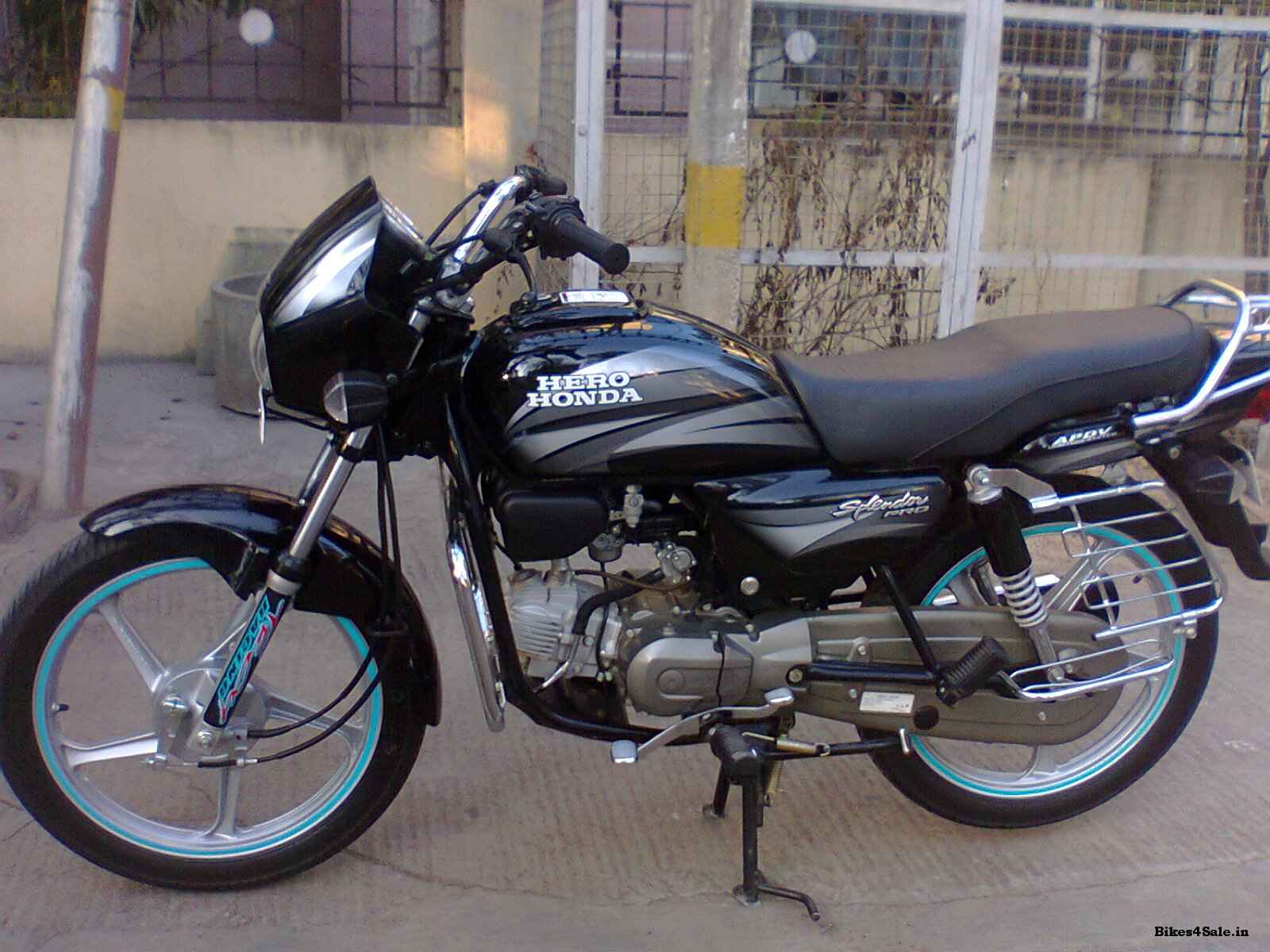 Hero honda splendor plus 2010 model sale