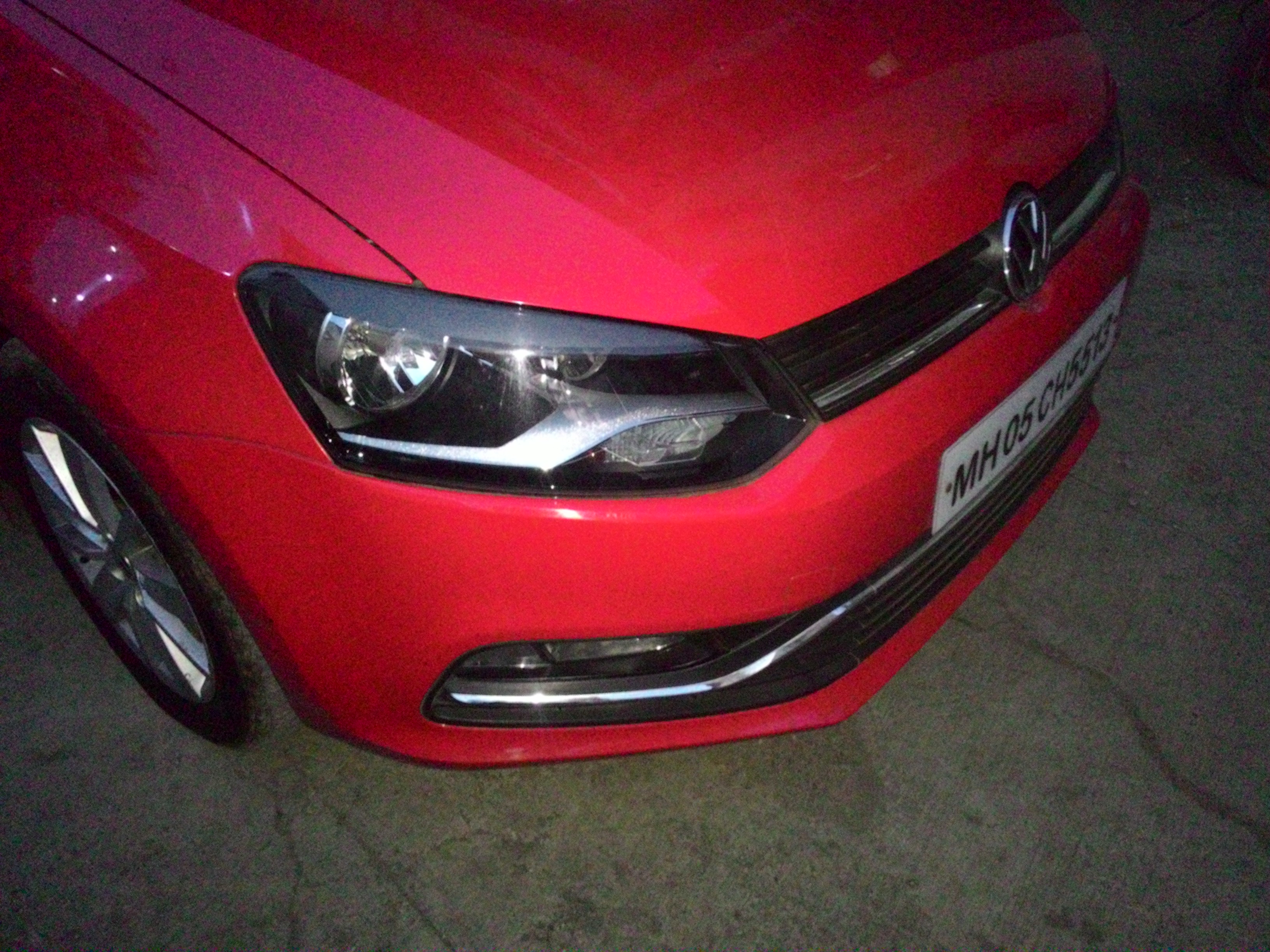 Volkswagen Polo Exquisite 1