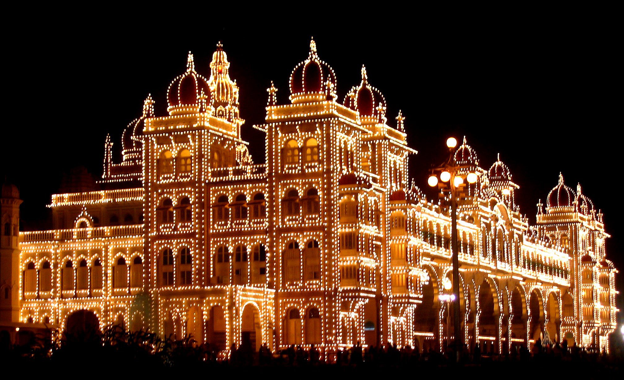 MYSORE PALACE - MYSORE Reviews, Information, Tourist Destinations ...