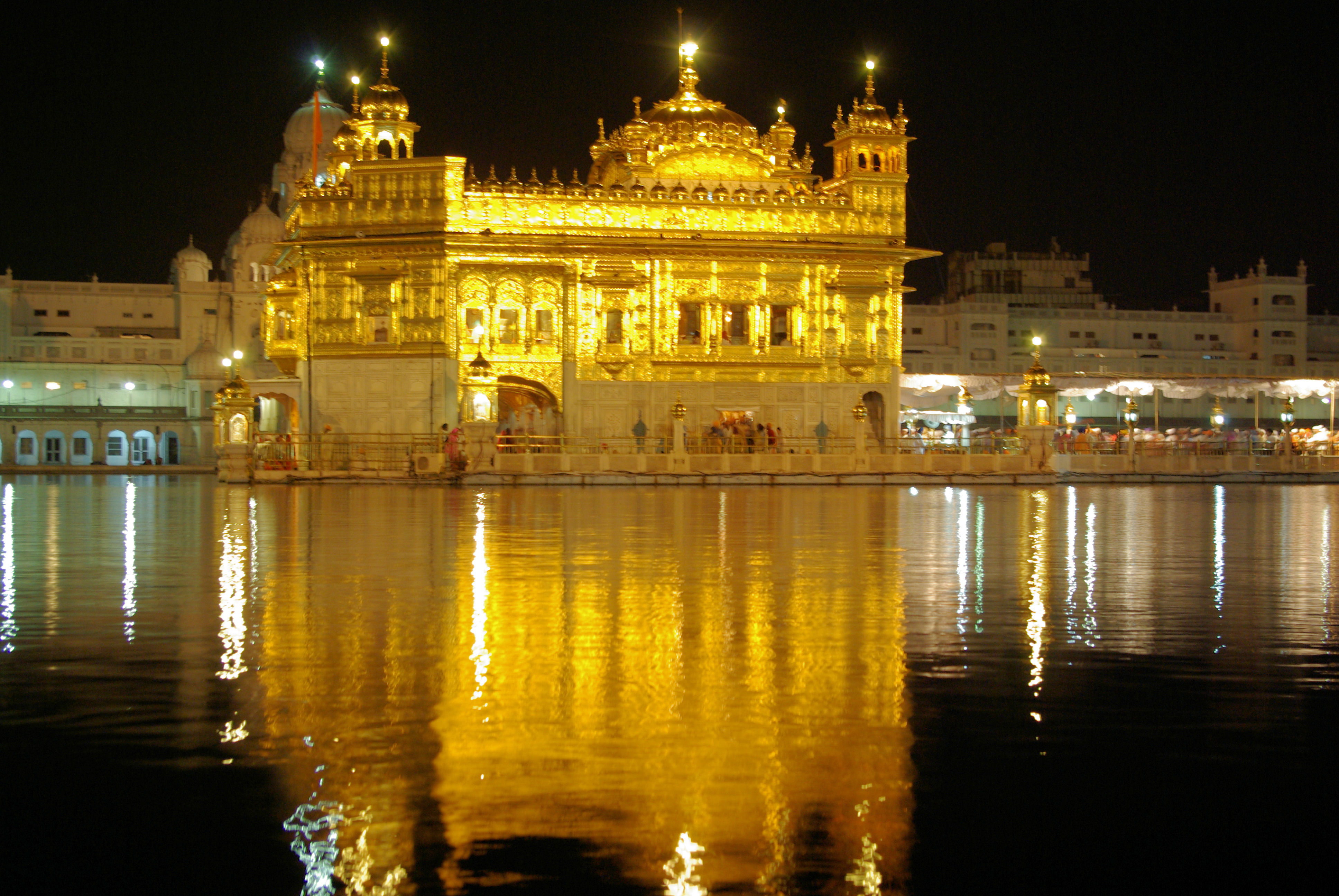 Golden Temple Amritsar Reviews Tourist Places Tourist Destinations Tourist Information 2875