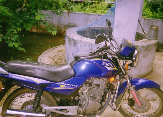 Hero honda ambition bike hot sale