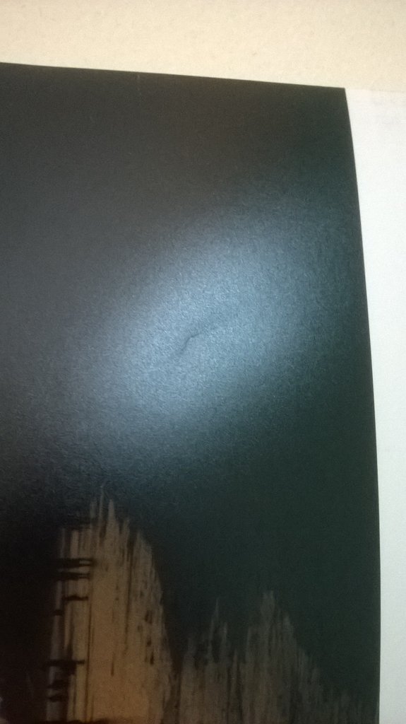 Bad quality printing, damaged shipping Customer