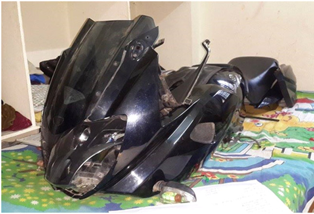 Pulsar 220f 3 Years Ownership Review Bajaj 220 F Customer On A Scale Of 10 I Give 9 For Ax7 7 5100 And 6 Bajaj Dts Castrol Oils