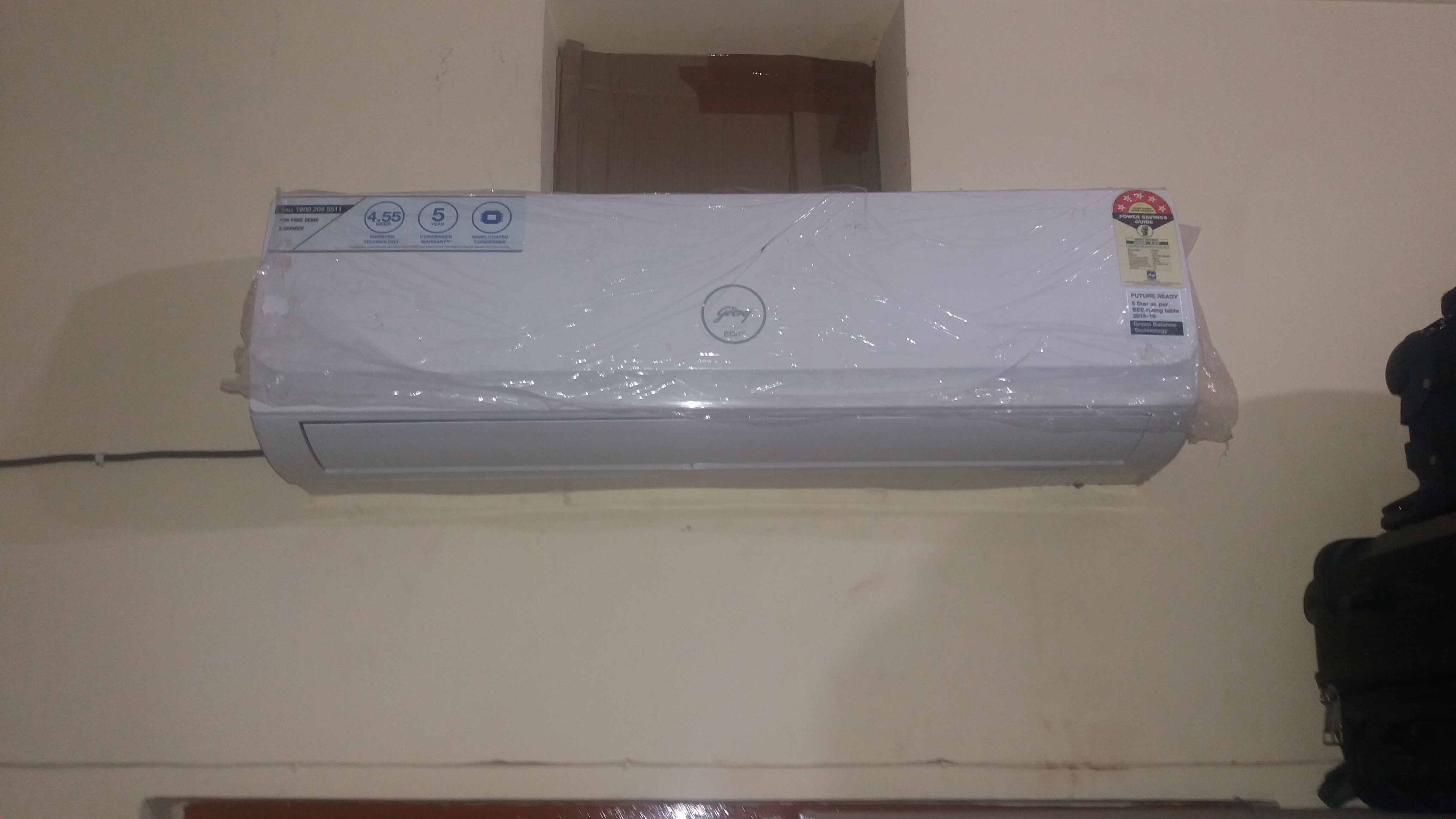 commercial cool air conditioner leaking water