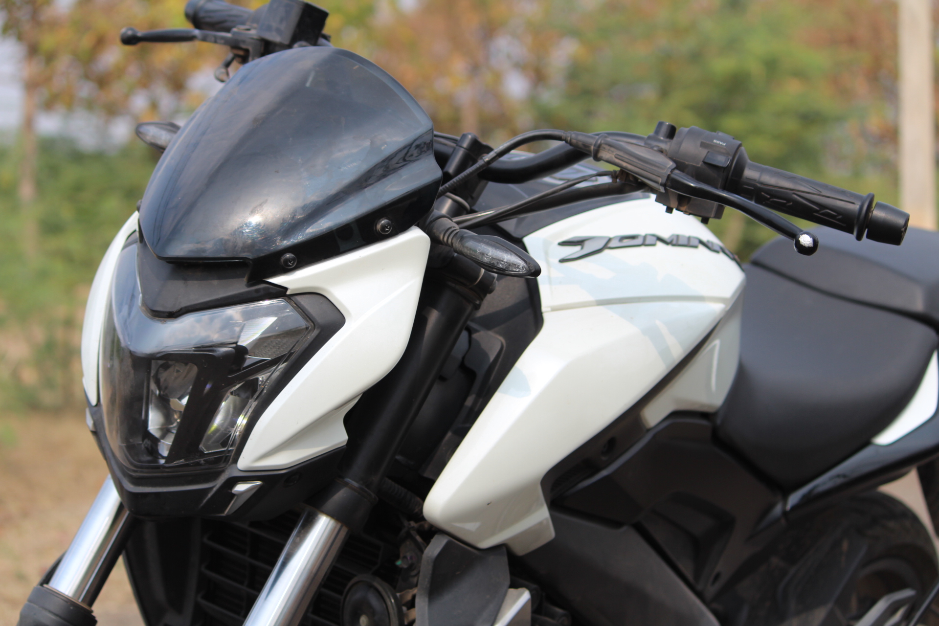 BAJAJ DOMINAR 200 Photos, Images and Wallpapers, Colours - MouthShut.com