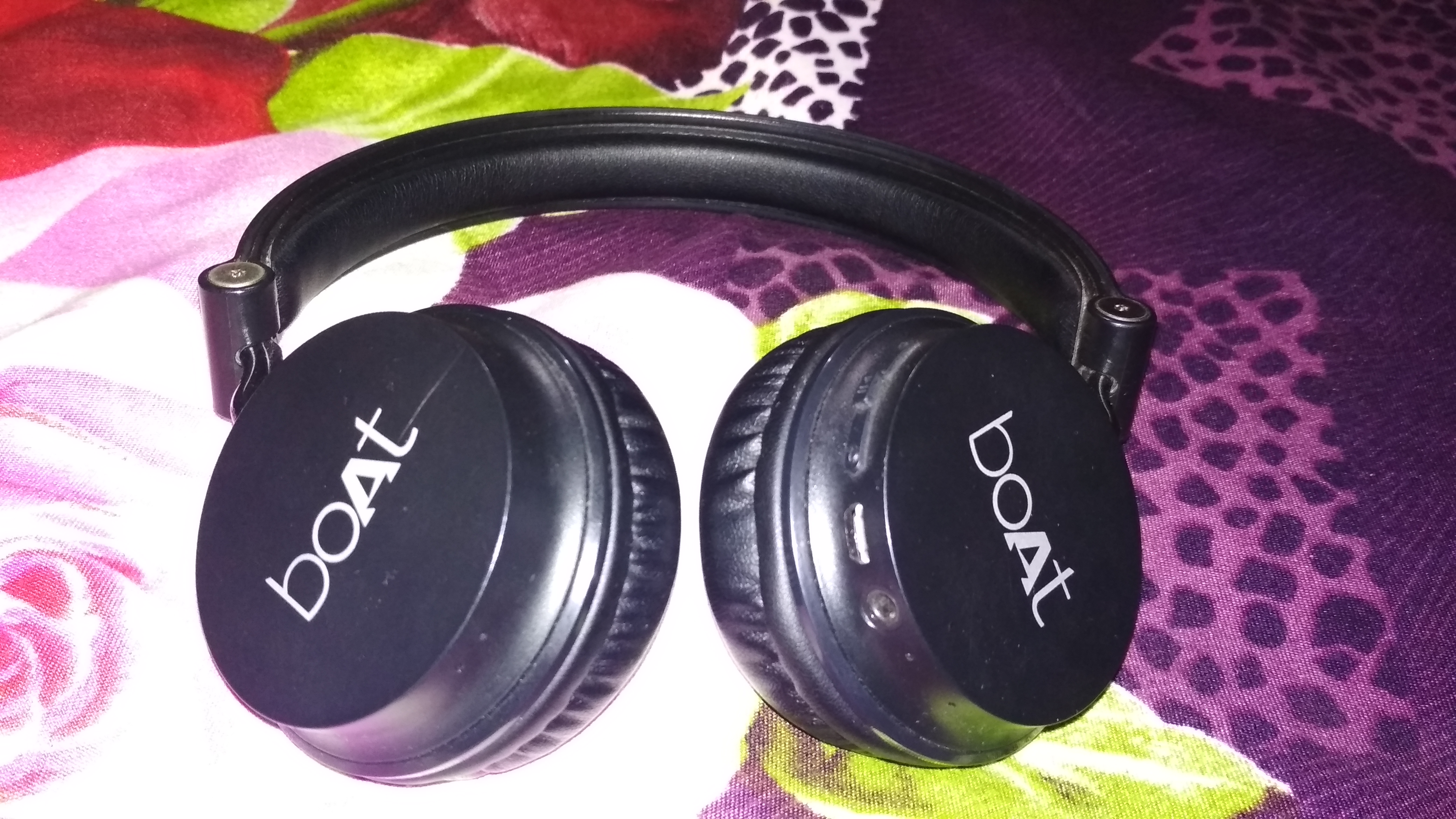 boat rockerz 400 earbuds