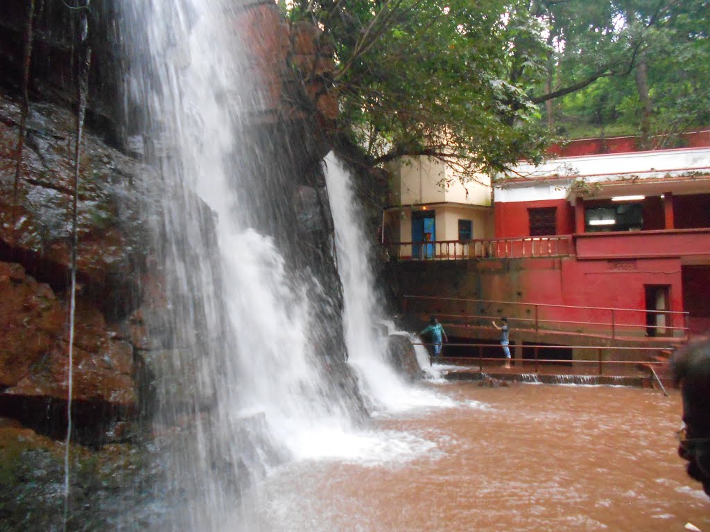 Murga Mahadev waterfall