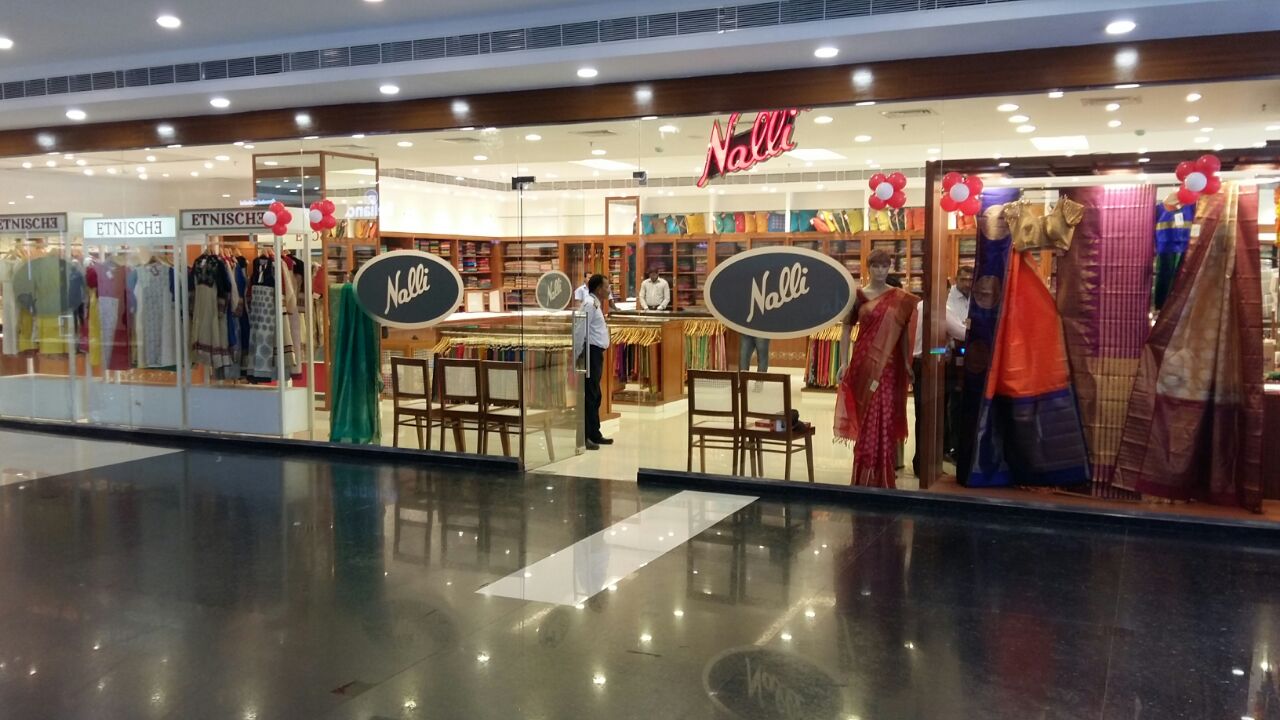 NALLI SILKS ARCADE BANGALORE Photos, Images and Wallpapers