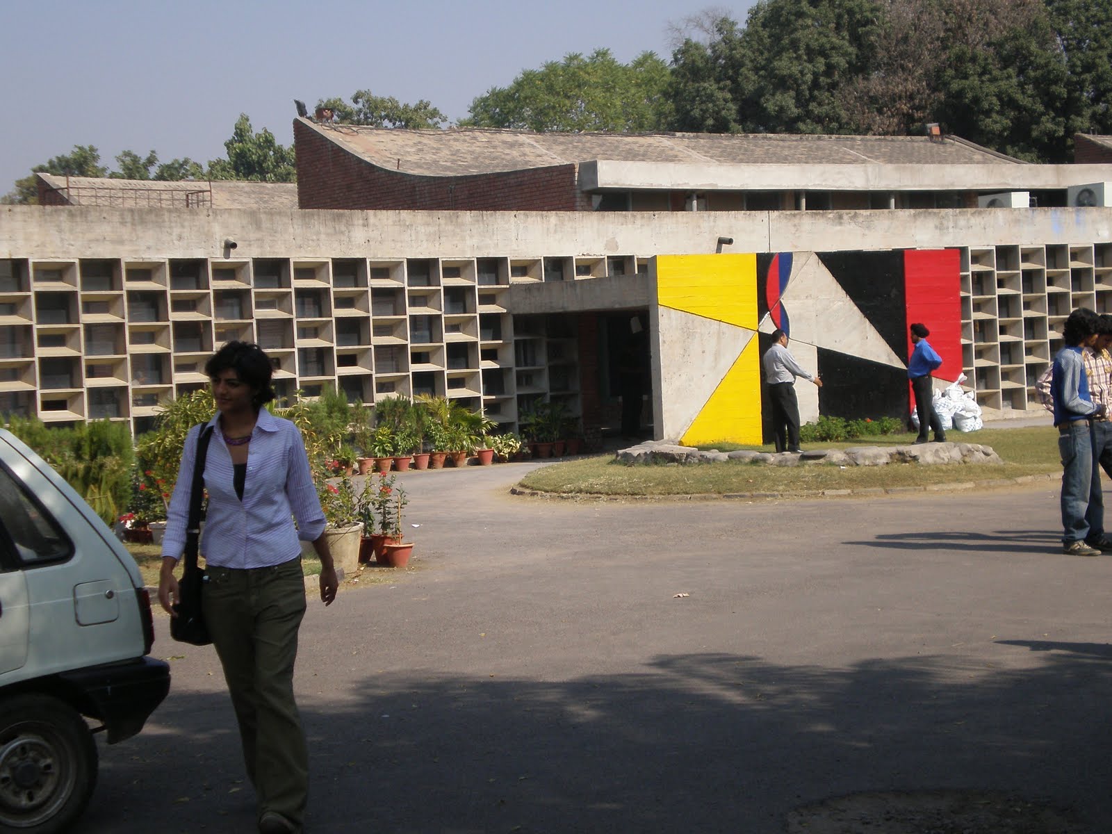 CHANDIGARH COLLEGE OF ARCHITECTURE - CHANDIGARH Photos, Images ...