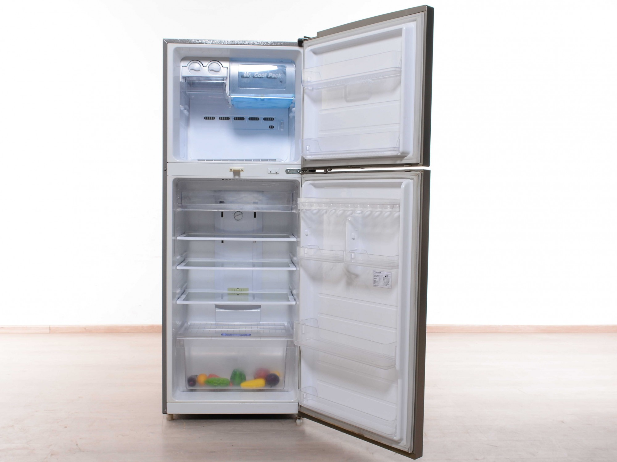 samsung-double-door-refrigerator-rt45lspn1-photos-images-and