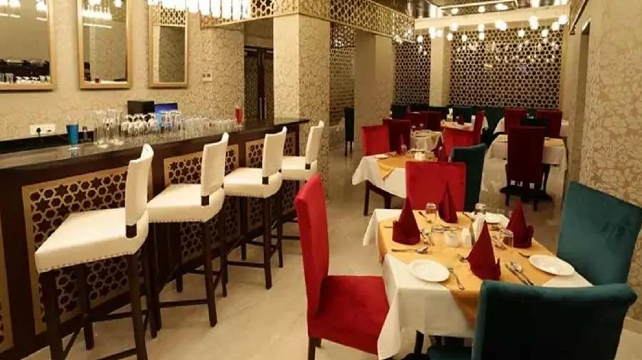 Handi Restaurant - Mirza Ismail Road - Jaipur Photo1