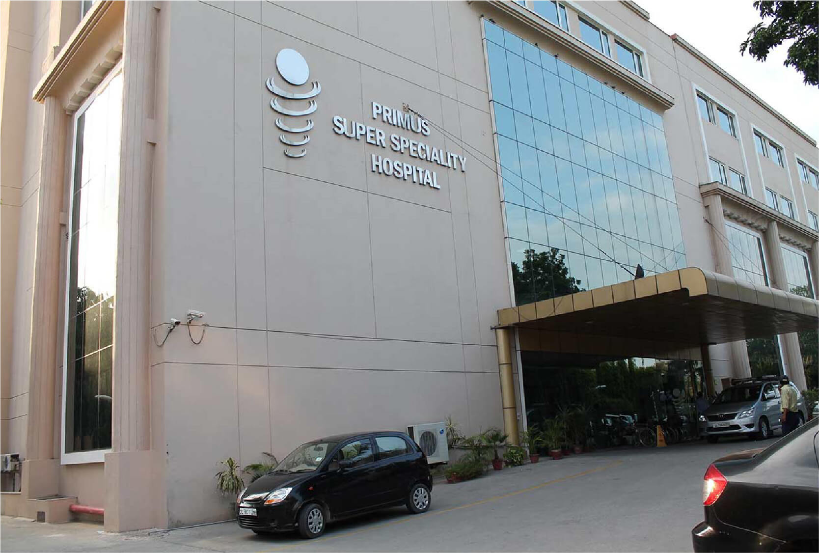 Primus Super Speciality Hospital - Chanakyapuri - Delhi Photo1