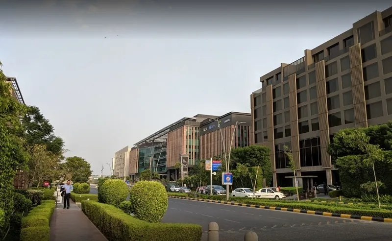 Roseate House Photo1