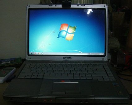 Compaq V200Z Image