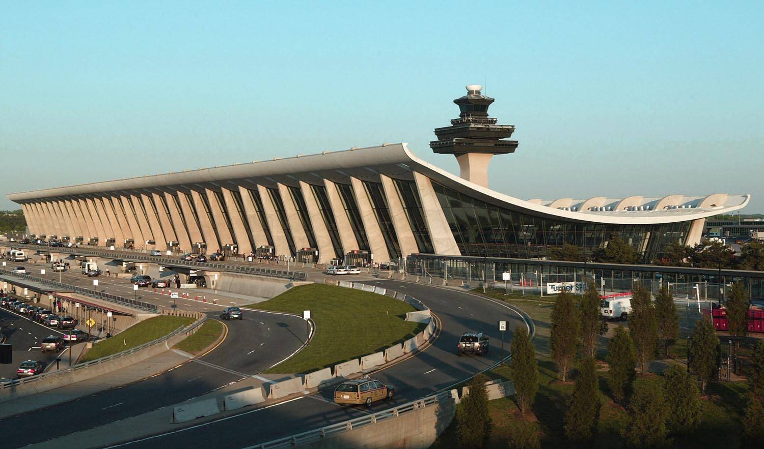 WASHINGTON, DC, USA (IAD) - DULLES INTERNATIONAL Fotos, Bilder und Hintergrundbilder - MouthShut.com