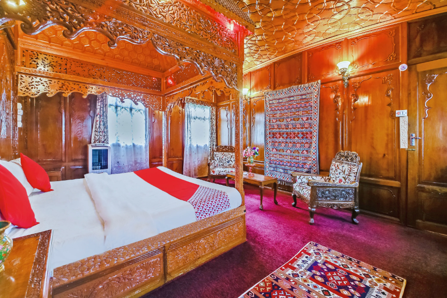 Privilege Houseboat - Srinagar Image