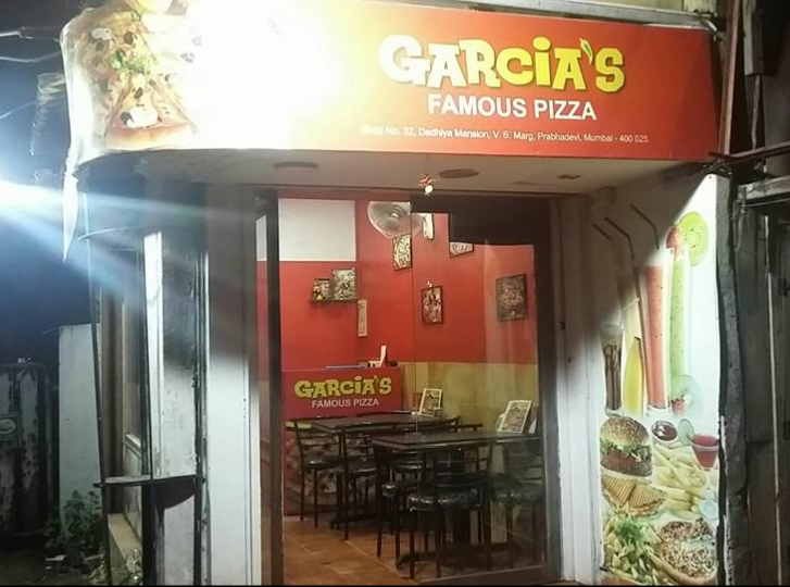 Garcia's Famous Pizza - Colaba - Mumbai Image