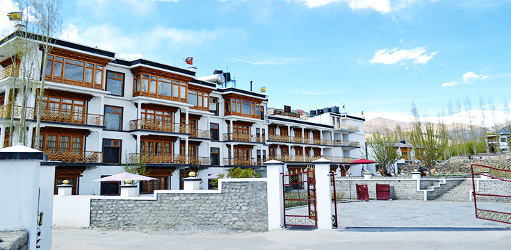 Hotel Gawaling International - Leh Image