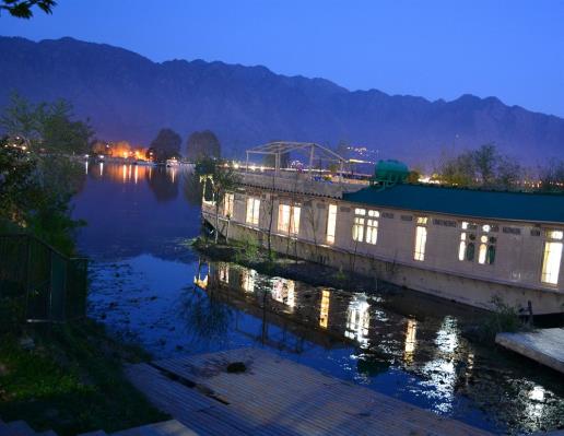 Peacock Houseboats - Srinagar Image