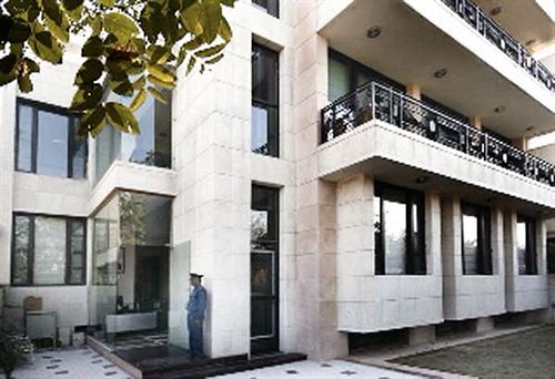 Ahuja Residency Parklane - Delhi Image