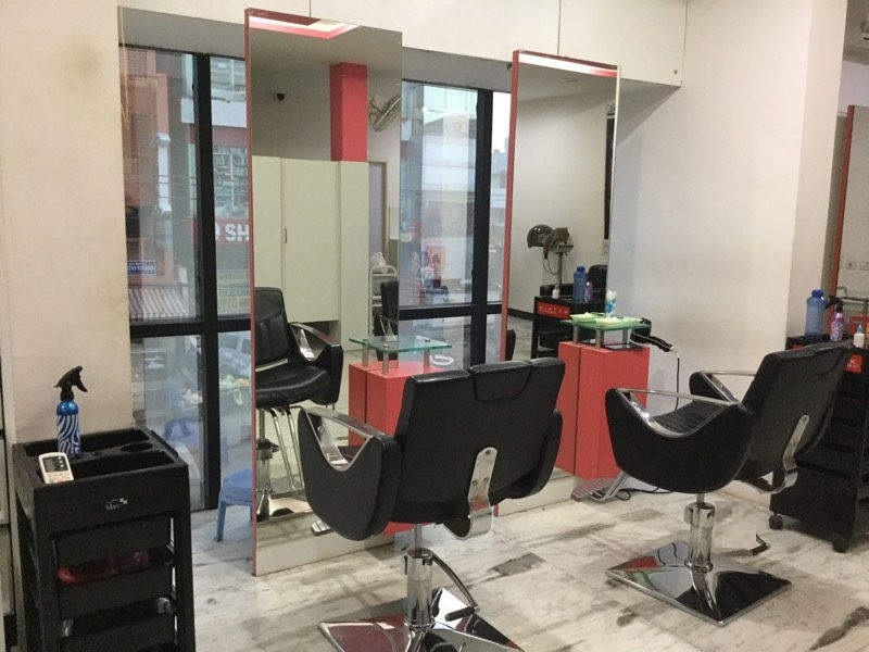 Eves Ladies Hairs Stylist And Beauticians - Mogappair - Chennai Image