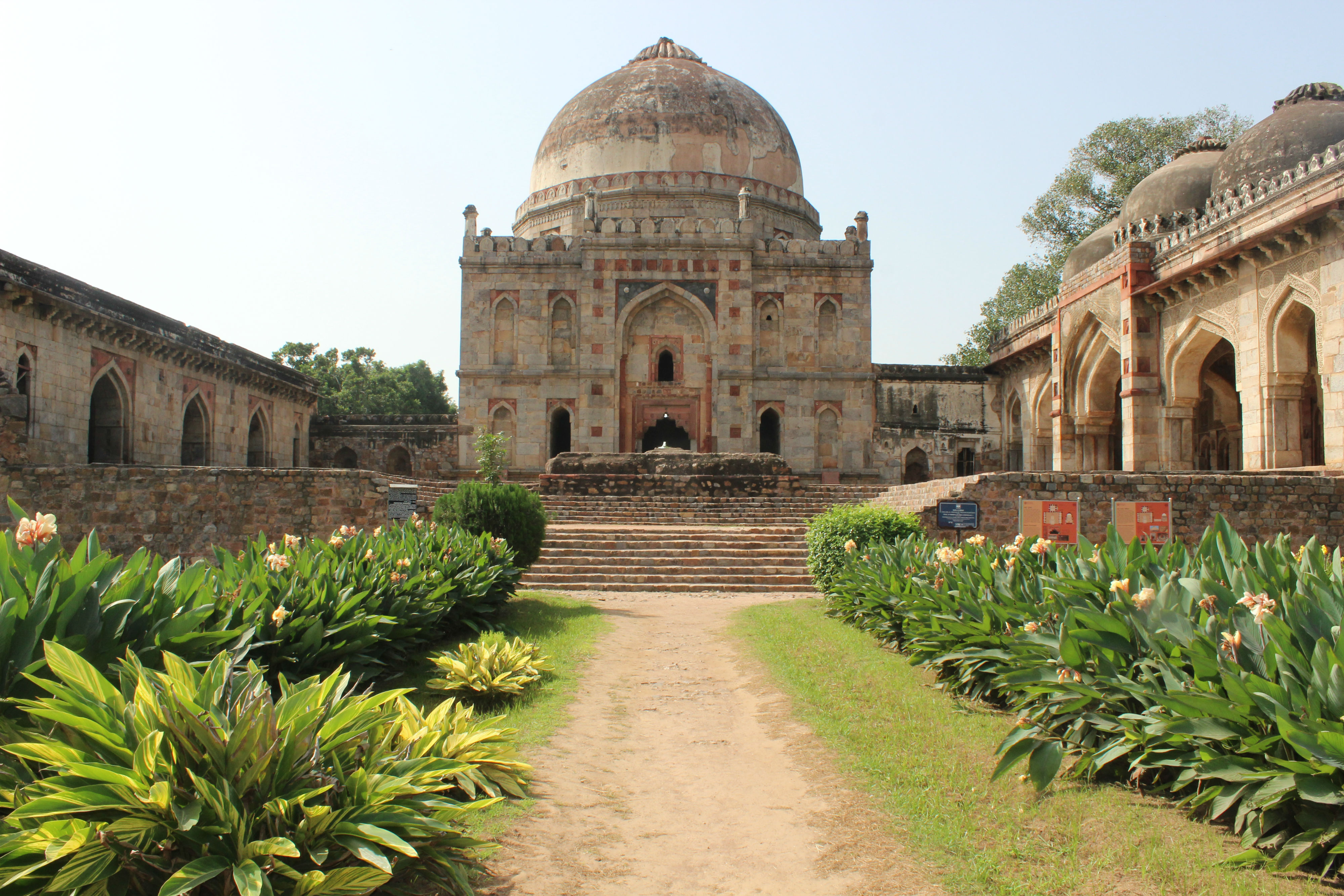 Lodi Gardens - Delhi Image