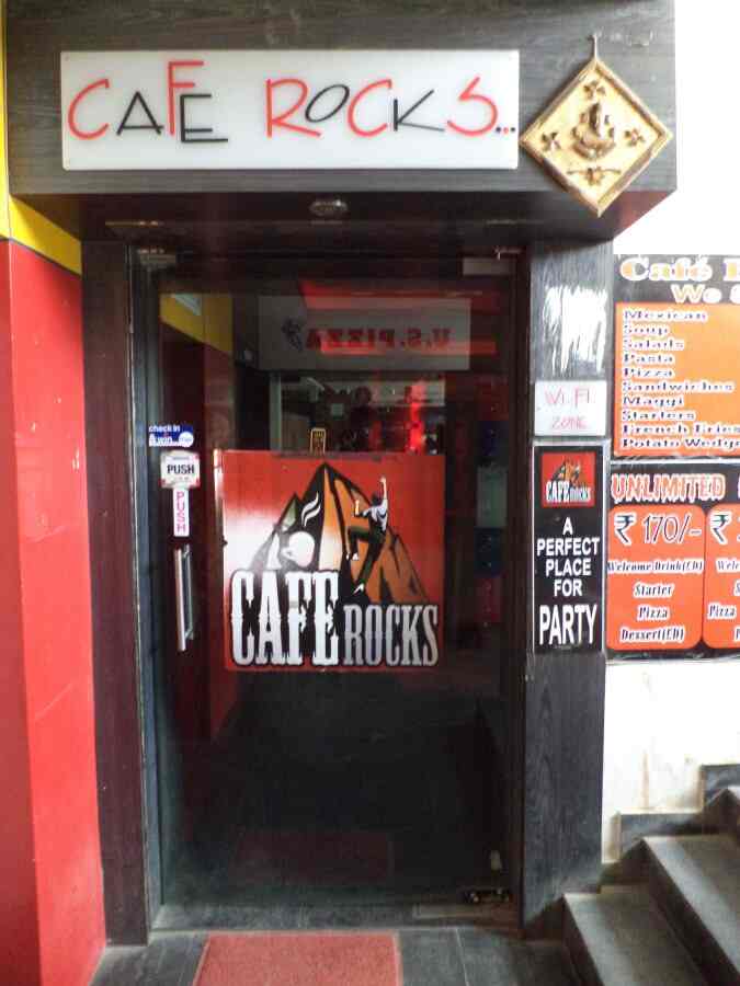 Cafe Rocks - Vastrapur - Ahmedabad Image