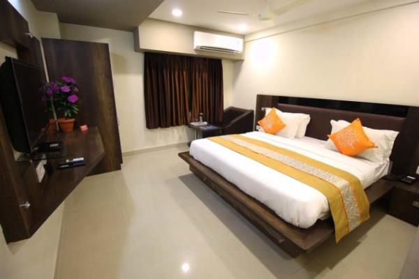 Hotel Global Inn - Naroda - Ahmedabad Image