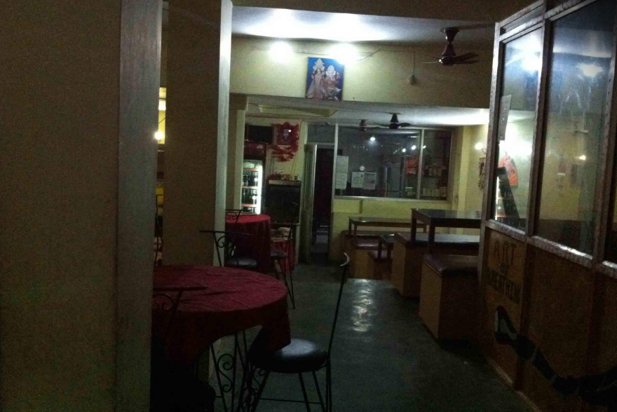 Shanti Restaurant - Dashaswmedh Road - Varanasi Image