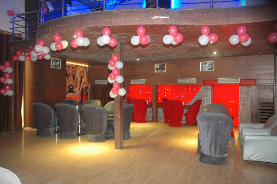 Chasers Pub & Restaurant - RNT Marg - Indore Image