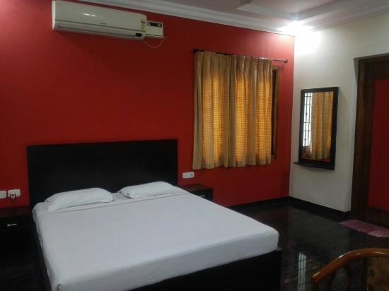 Hotel Covinille - SS Colony - Madurai Image