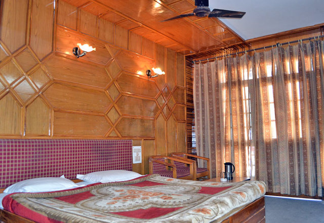 Radha Continental Hotel - Mallital - Nainital Image