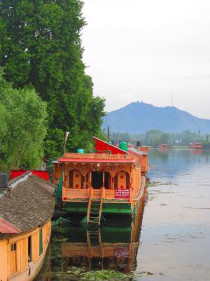 Houseboat Lily of Nageen - Nigeen Lake - Srinagar Image