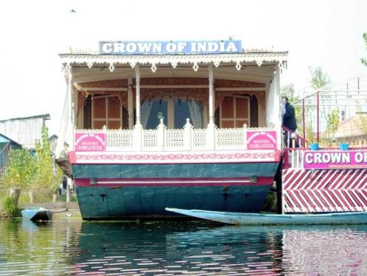 Crown of India Houseboat - Dal Lake - Srinagar Image