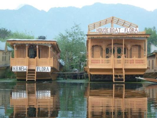 Flora Houseboats - Nigeen Lake - Srinagar Image