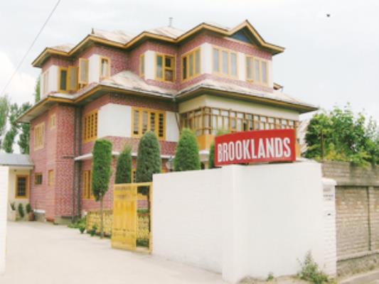 Hotel Brookland - Raj Bagh - Srinagar Image