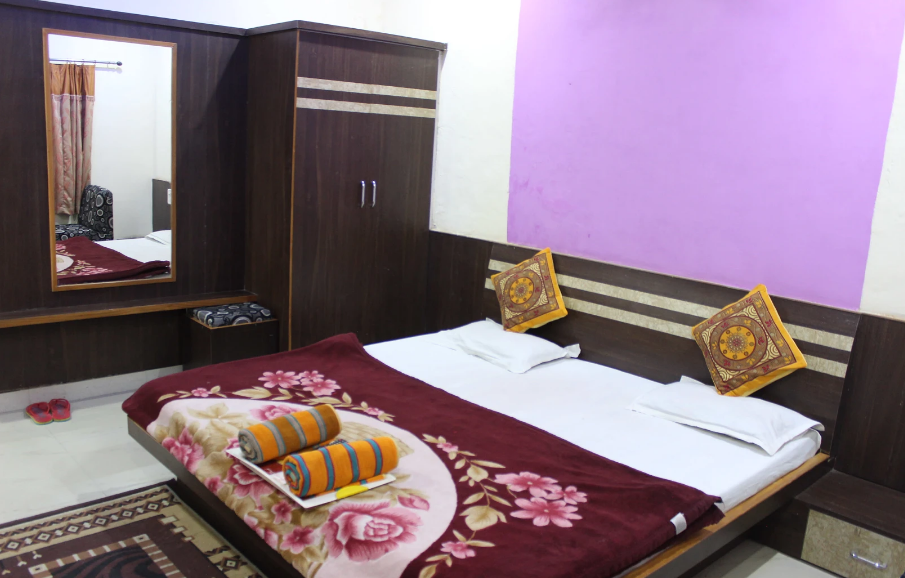 Hotel Meera - Shivaji Marg - Mount Abu Image