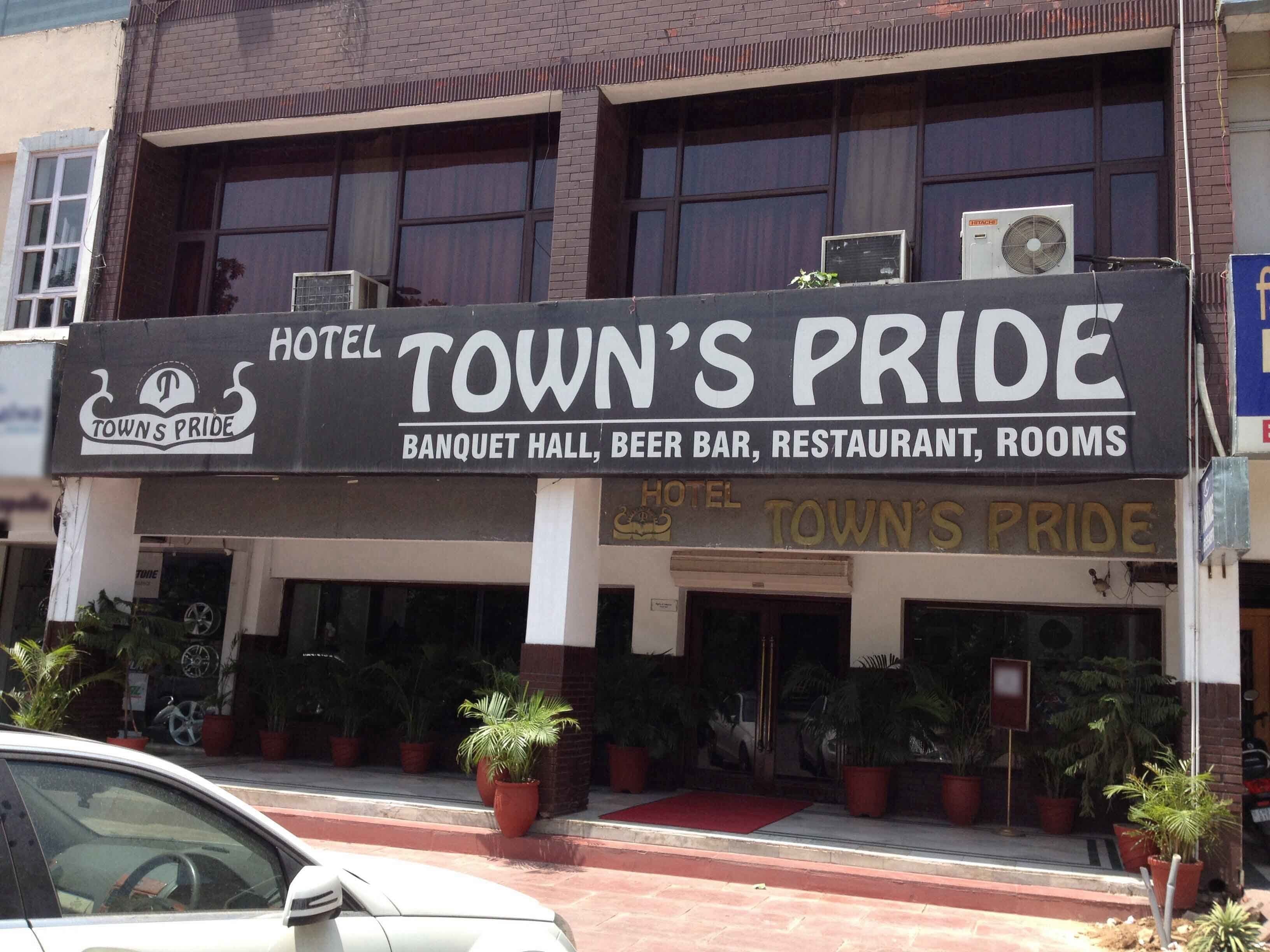 Town's Pride Restaurant - Phase 9 - Mohali Image