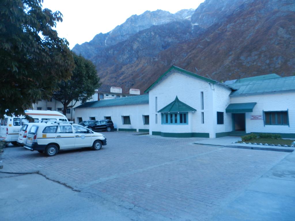 GMVN Tourist Bungalow Badrinath - Chamoli - Badrinath Image