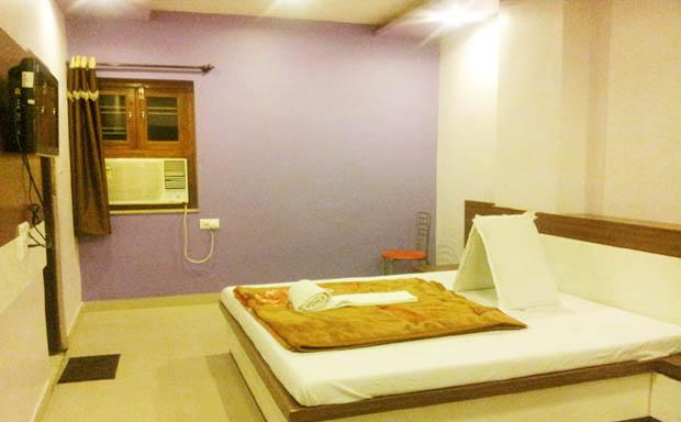 Hotel Pakeeza - Delhi Gate Road - Ajmer Image