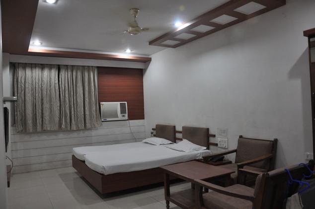 Hotel Mayur - Mul Road - Chandrapur Image