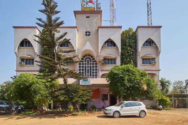 Hotel Hill Top - Kund Falia - Daman Image