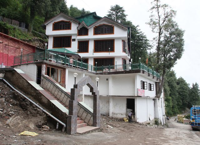 Hotel Bombay Palace - Baloon Church Road - Dalhousie Image