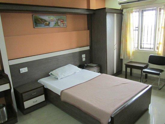 Hotel Raj Palace - Marwaripatty - Dibrugarh Image