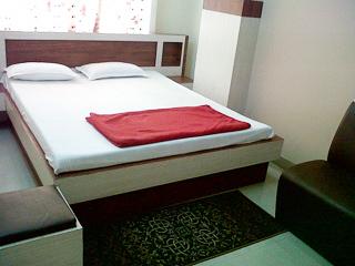 Blue Crystal Hotel - Ratu Road - Ranchi Image