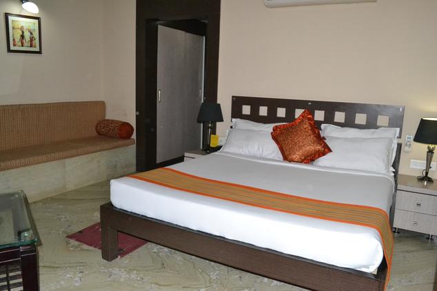 Hotel Crystal Residency - Kadru - Ranchi Image