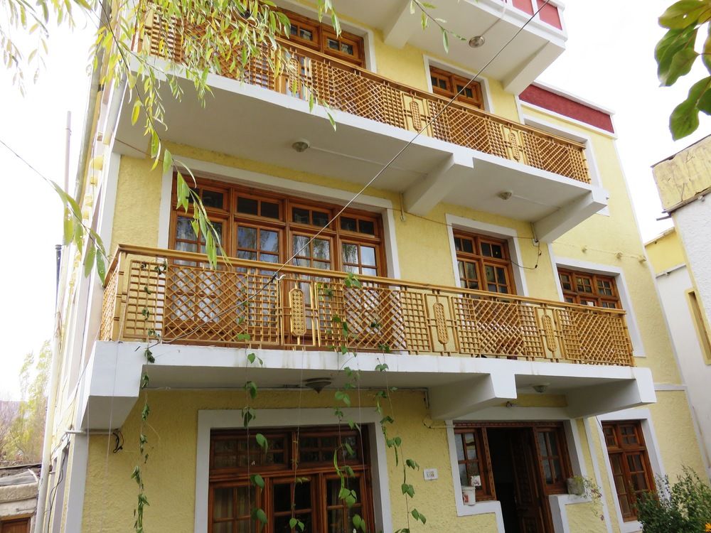 Rahela Guest House & Home Stay - Chubey Road - Leh Image