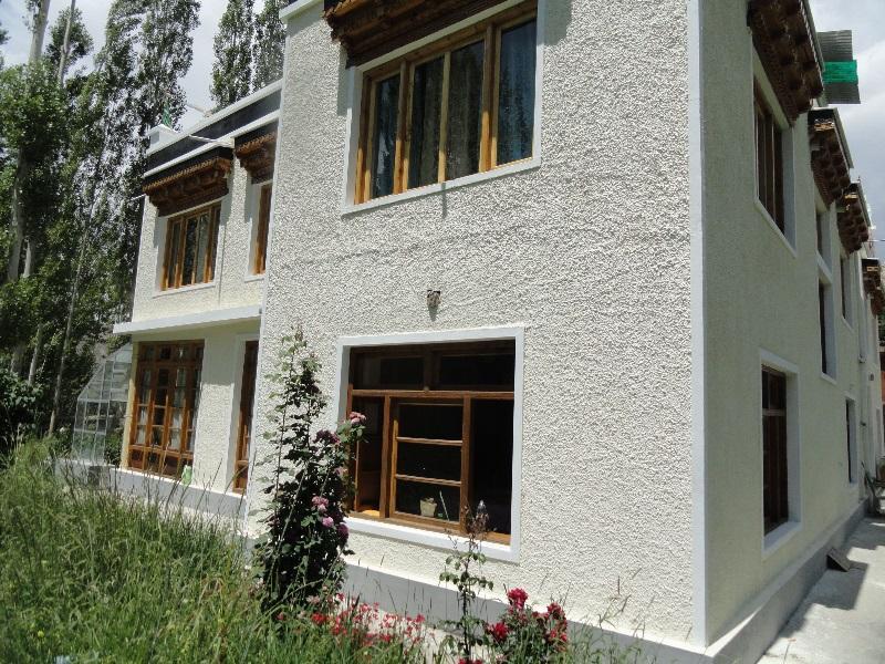 Zal Guest House - Upper Tukcha Road - Leh Image